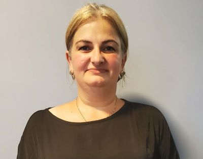 ოჯახში დამხმარე