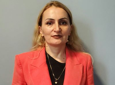 ოჯახში დამხმარე