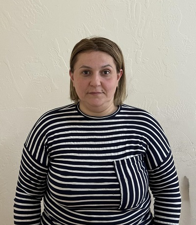 ოჯახში დამხმარე