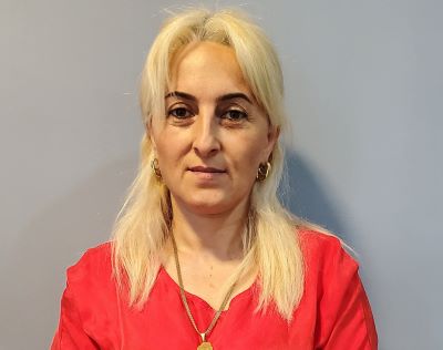 ოჯახში დამხმარე