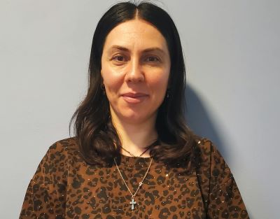 ოჯახში დამხმარე